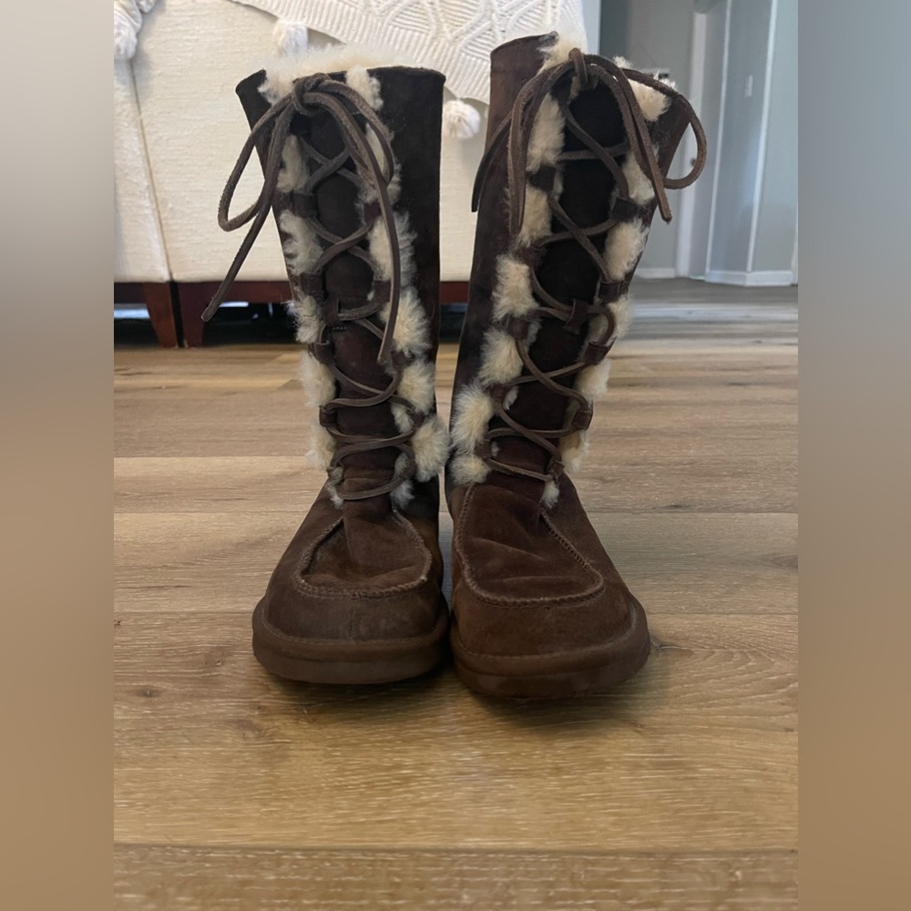 UGG | Tularosa Tall Lace Up Snow Boot